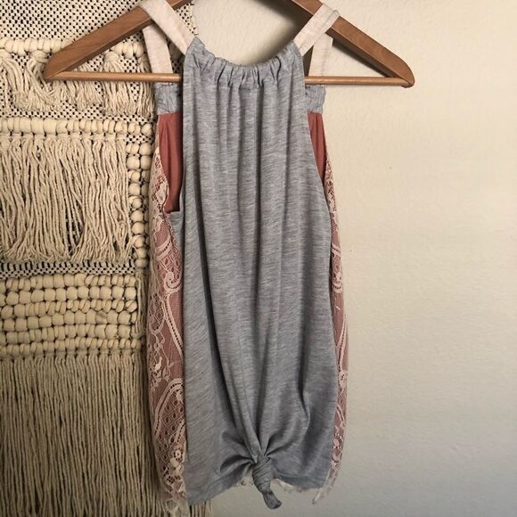 Xhilaration Mauve Lace Overlay Top XS - Picture 6 of 7